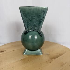 Vintage Brush McCoy Art Deco Pottery Vase Shape 704 Green Drip Glaze 7.25" USA
